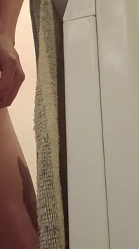 Skinny Girl with a Small Ass Masturbates and Cums Quickly