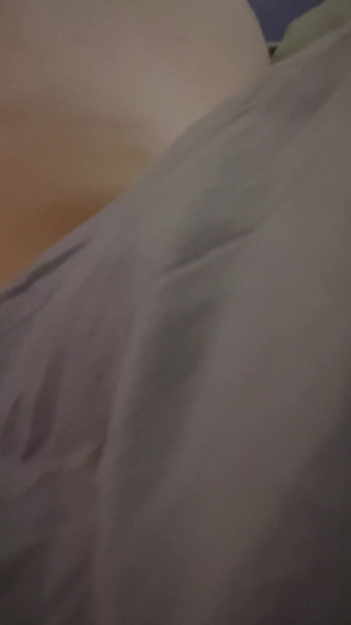 Zoey Portland: Máy bay bà già trẻ hứng tình bị thợ sửa...