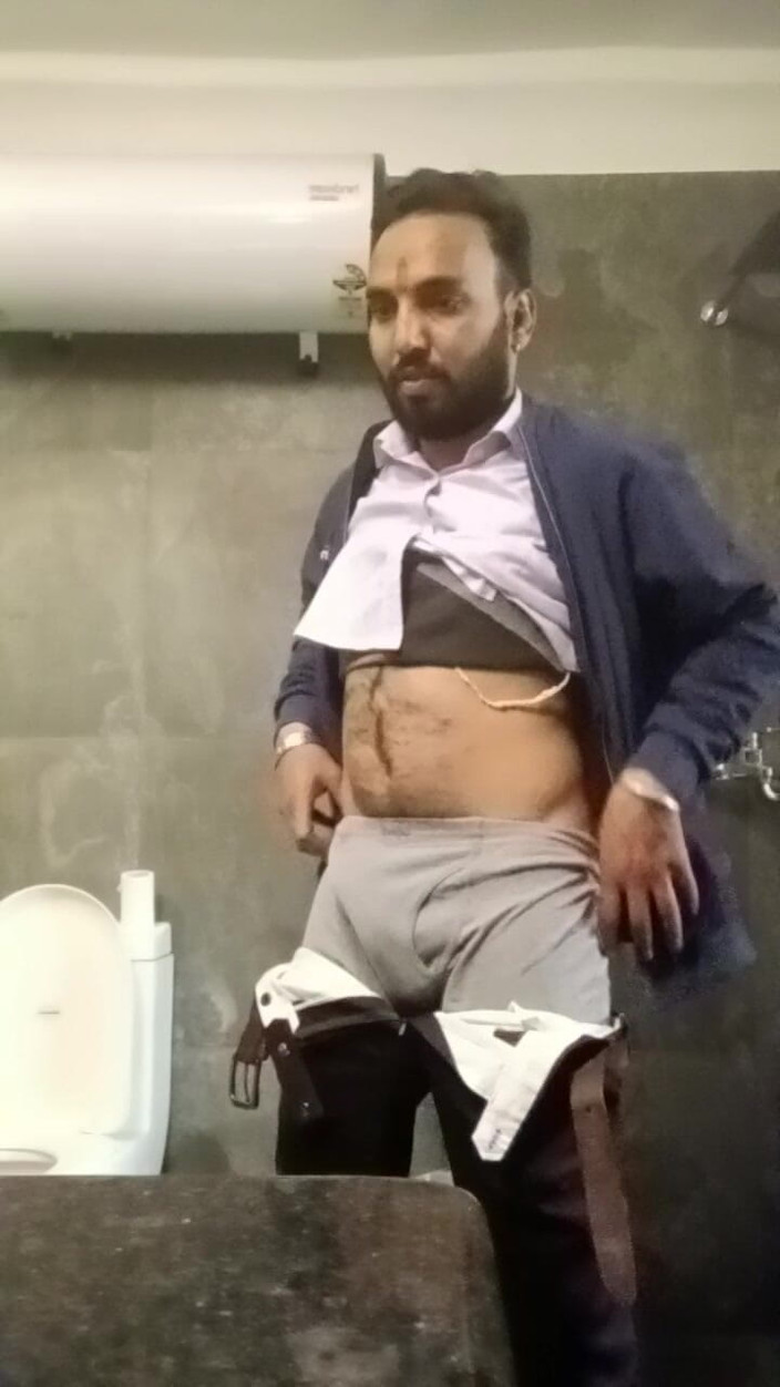 Rajasthani-old-lover: 화장실에서 페니스 마사지를 즐기는 인도 인도 남자