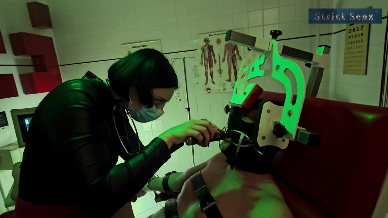 Strict Senz: Dr. Dame Medea Untersuchung Bizarre Ard Bondage CBT Und Medizinische...