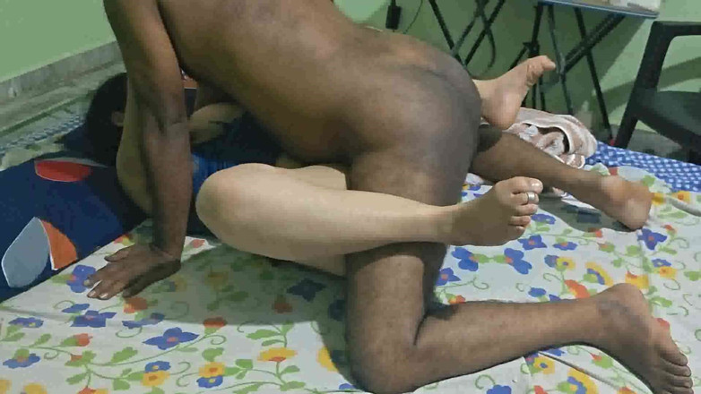 Sexy sindu: Sexy Wife Taking Ride on Boyfriend