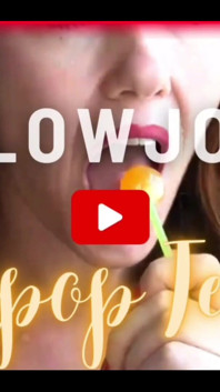 Ginger Lev, cu păr lung, te îndrăznește să te dezuie cu ochii ei mari albaștri
