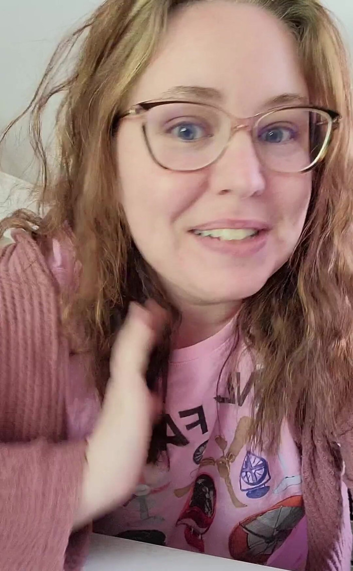 KinkyKatie: 私はこれにとても興奮しています!それはささいなことです、男!