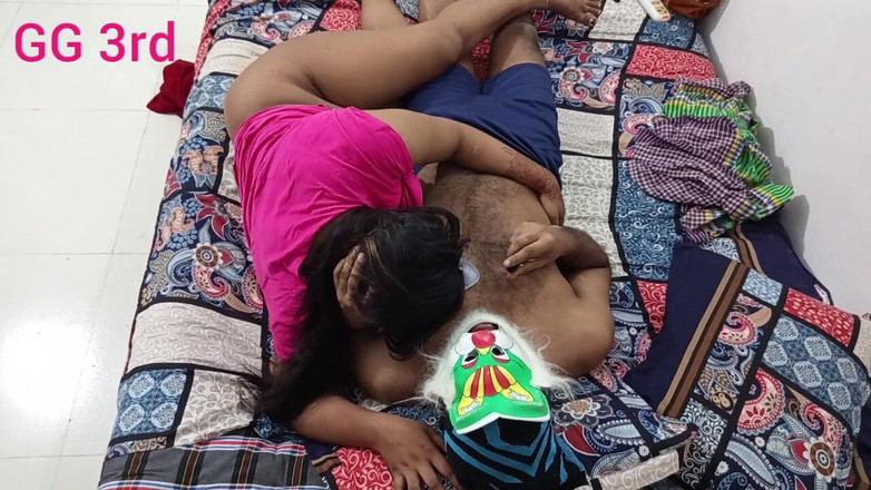 Girlgroup: Svedl a ošukal náctiletou manželku nevlastního bratra – girlgroup