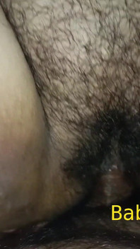 Sensual escena de placer de juego dual