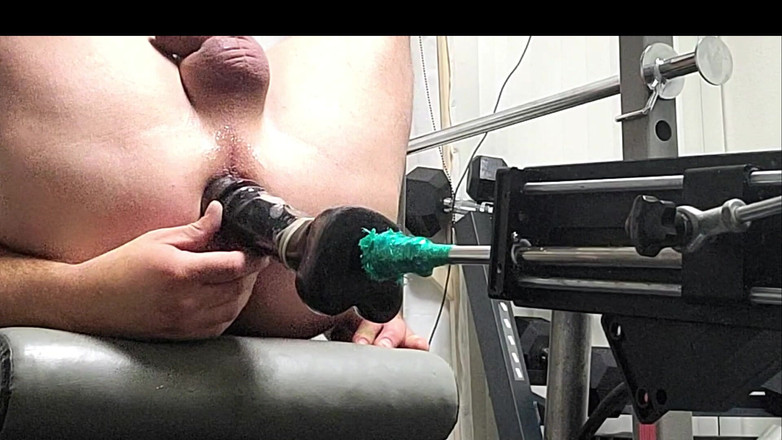 Theo Magnum: Mi polla monstruosa bbc favorita destruyendo mi pequeño coño