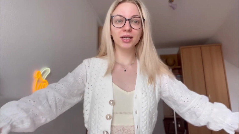 Goddess_Bella_Rae: The Giantess Fetish