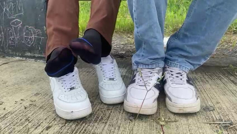 Mr Feet Colombia: Wir Verlassen Das Büro Und Bleiben in Einem Park, Weil...