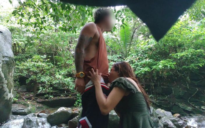 Pinay Viral Scandal: Stranger knullar mig snabbt riskabelt sex i djungeln
