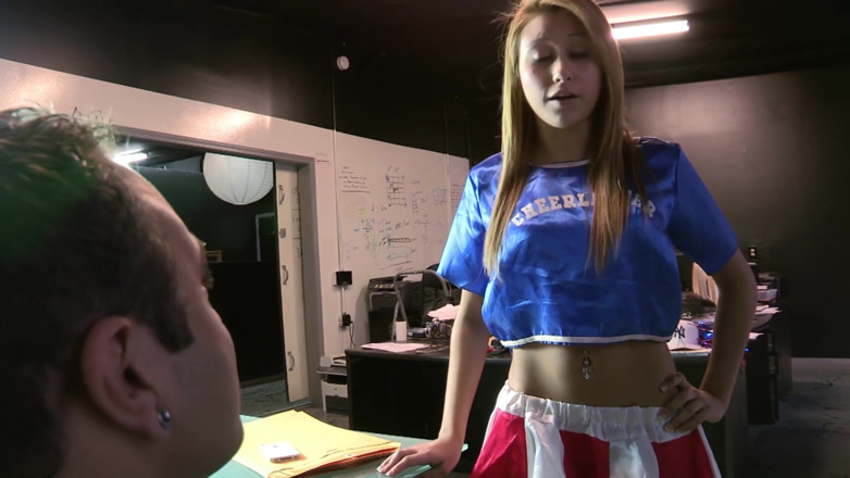 Hefburg: Teen twerks on boss cock