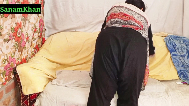 Sanamkhan: Pakistanische desi-tante, komplett, mazy