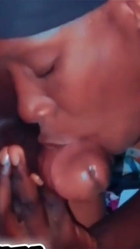 Masckedclub: Cel mai bun videoclip cu un cuplu care face sex,...