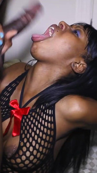 Ebony Sluts Wearing Fishnets Getting Pussies Banged in Orgy