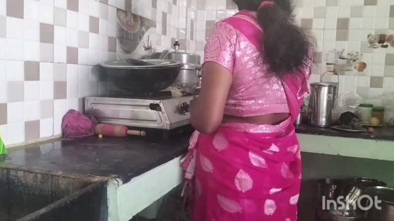 Funny couple porn studio: Tamilischer küchensitting-fick