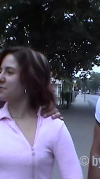 Seksi üçlü seks - genç kız ilk kez götten sikiliyor