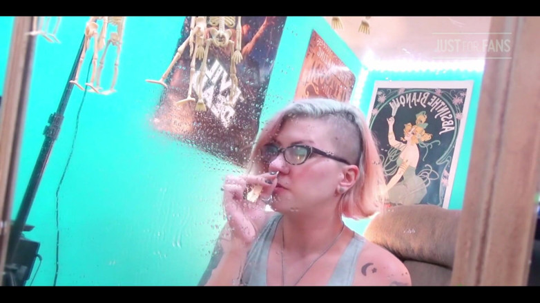 FondaDix: Cermin Sneezing