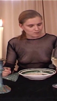 Perfecte roodharige pisproeverij en klaarkomen in de mond van Klootzak Husbang en buurvrouw een echt sperma slikfeestje