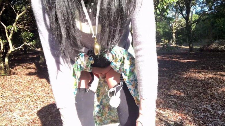 megu2002: 내 기간 동안 트레이너 No. 27 노출 산책에서 주문