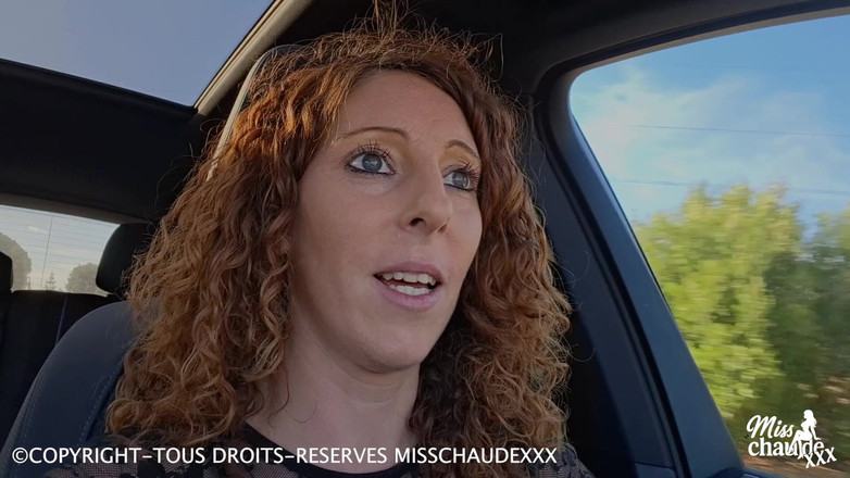 Misschaudexxx: Misschaudexxx, I Stick a Hitch Ball in My