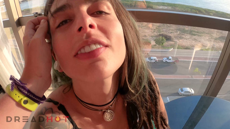 Alemao Hub: Dreadhot Bent Over the Glass Table While the Whole City...