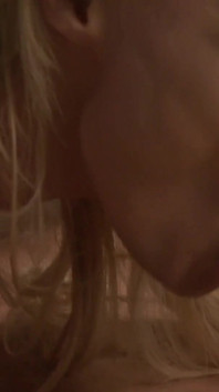 Las grandes tetas de Stacey siempre están calientes y listas para follar