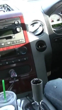 Auto sgrillettamento gocciolante per ahegao pompino sbavando matta
