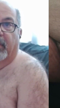 Branlette en commentant du porno