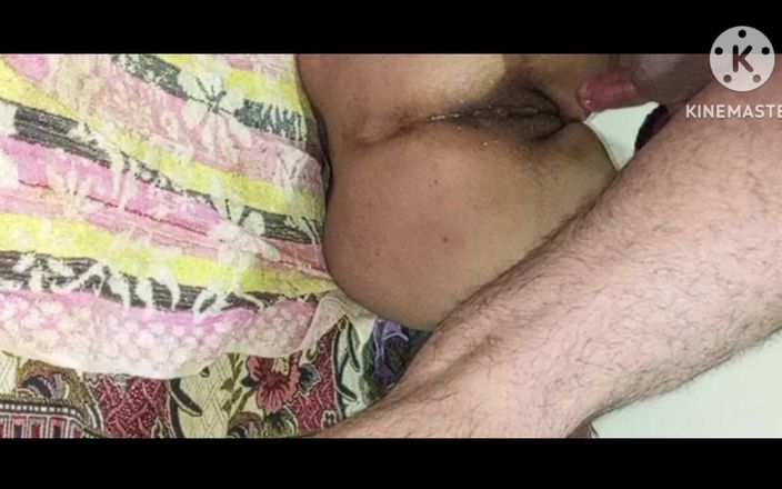Lubnawife: Ošukal jsem její zadek, když nikdo nebyl doma