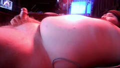 Au79: Vídeo de masturbação feito a partir do convés a vapor