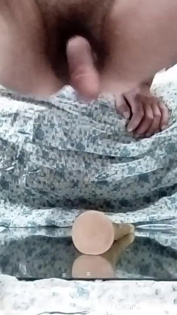 Transdrxxxka: 애널 핑거링