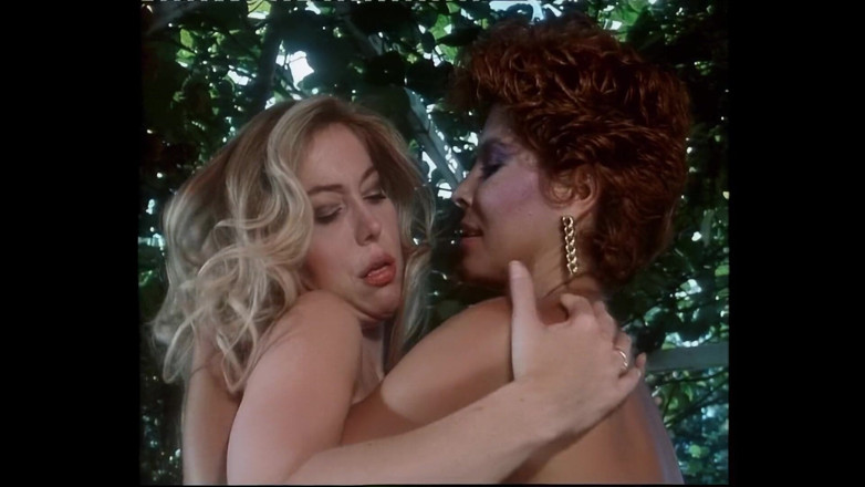 Vintage megastore: Moana Pozzi and Milly D'abbraccio: Hot Lesbian Games