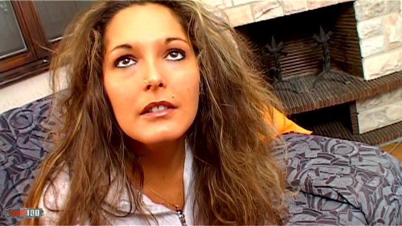 MMM100 Fuck Buddies: Vayana: Larry kümmert sich um die hübschen touristen