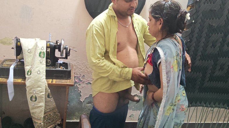 Xyzmastilcing: Ledy Taller Ne Bhabhi Ka Nap Leya or Chod Deya