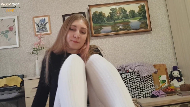 Your Naked Dream: Infidelitate cu iubita în fustă și ciorapi, labă cu picioarele și călărire inversă