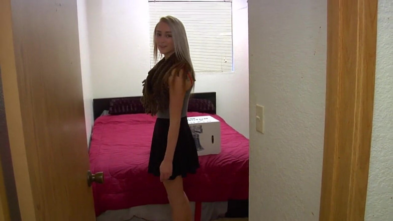 Hand Lotion Studios: Creampie fucking my ex girlfriends stepdaughter