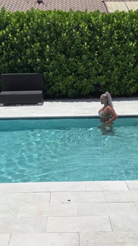 Hot Aussie Hayley Davies Blonde Gets Fucked and Lifted Outdoors by Jmac