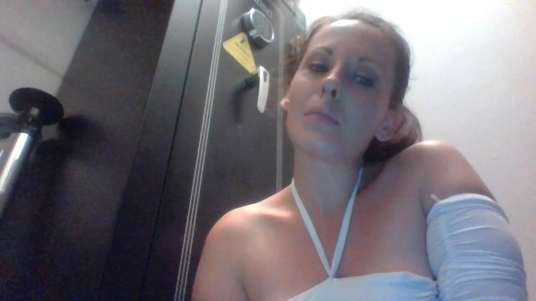 Miss Anna Foxx: Vždy se pro mě přihodíš, JOI