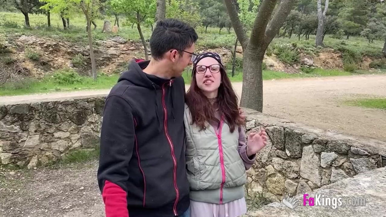 FAKings: Landpaar sucht einen landfick. Diana und Cristians outdoor-erfahrung!