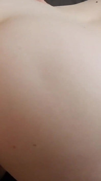 Šťastná přítelkyně se rozhodla vyzkoušet v pornu