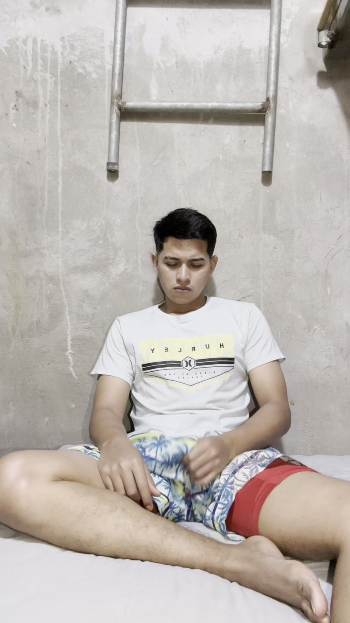Viral boys: Alan Tokers Masturbates in His Room