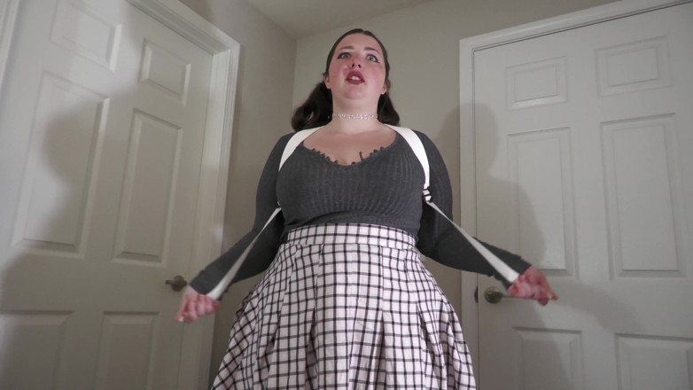 Ashleylynn1323: BBC Janitor Tricks Teen BBW Student