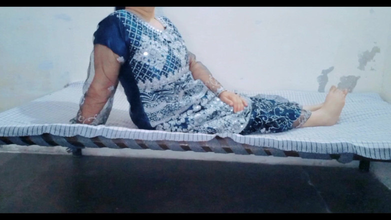 Silent boy: Milfy zadek šukání největší bhabi anál ošukaná úžasné zoomování ošukaná