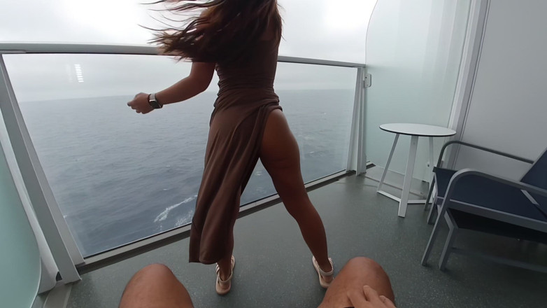 Miss Lexa: Masked Boat Slut Gets Fucked on the Cruise Balcony