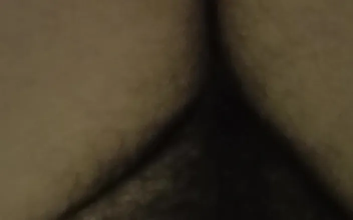 BW_Dolphin: Hairy Pussy and Bellybutton