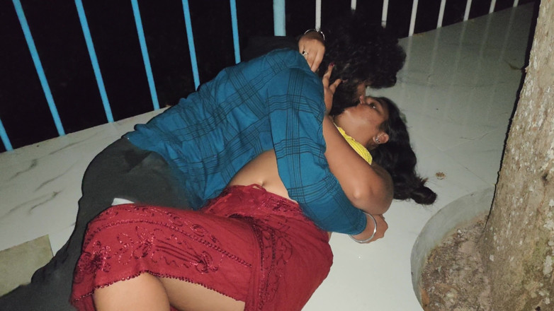 Vaigavarun45: Outdoor Sex Near River in Night, Mallu Couple Romantic Fuck...