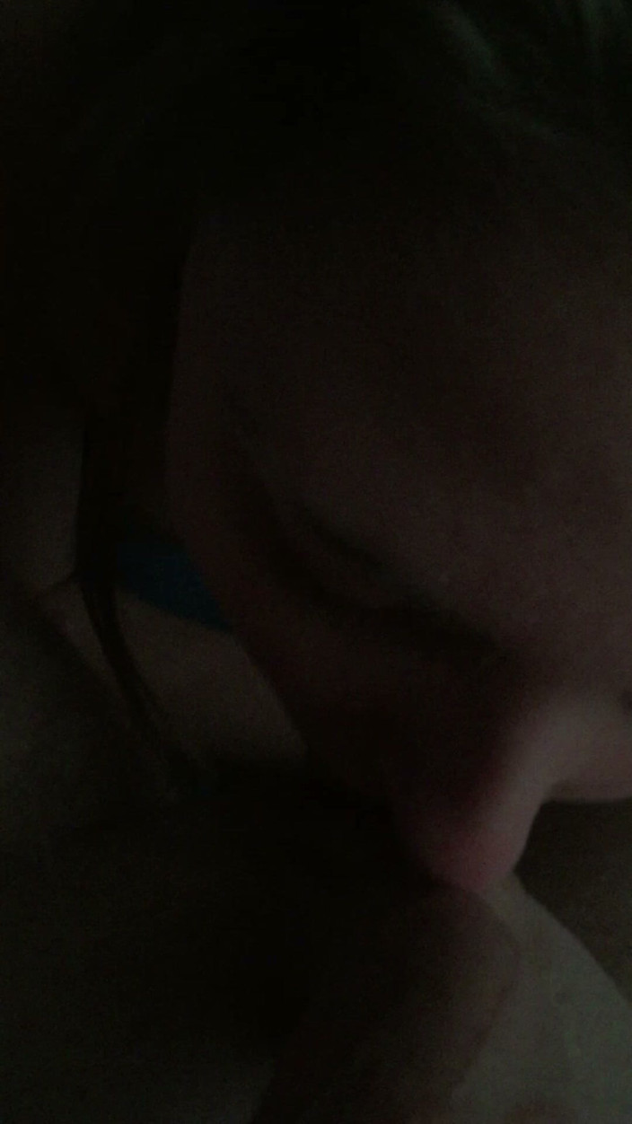 BeautfiulBJ25: Archive: I Blow Him in My Parent's House