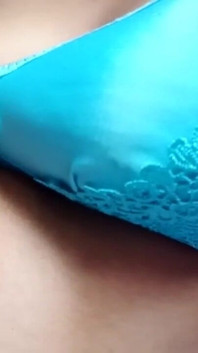 La ragazza teenager indiana ha bisogno di una scopata dura sempre con te video 01