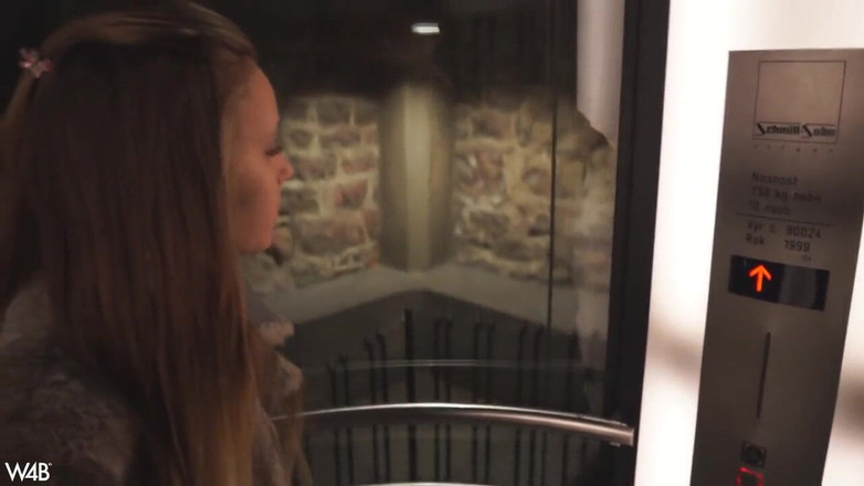 Watch4beauty: Inseguendo la sua coda