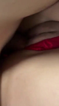 수줍은 여학생을 따먹어.