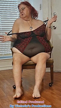 BBW 미시 빨간 머리 간호사 Vicki 모델 란제리